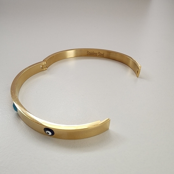 NWT Golden Triple Evil Eye Stainless Steel Bangle Bracelet - Picture 8 of 8